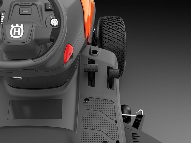 Husqvarna TS 217T Benzine Zitmaaier 95cm