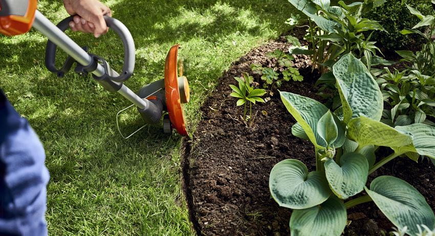 Husqvarna Trimmer 215iL