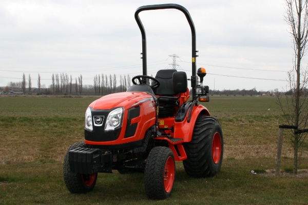 Kioti CX2510 HST compacttractor Combideal met voorlader