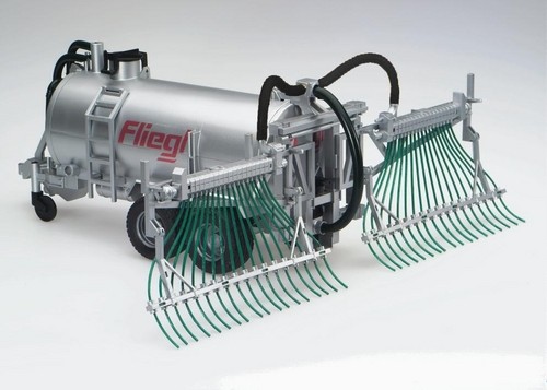 Fliegl Giertank met Verdeler 1:16