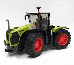 Claas Xerion 5000 1:16