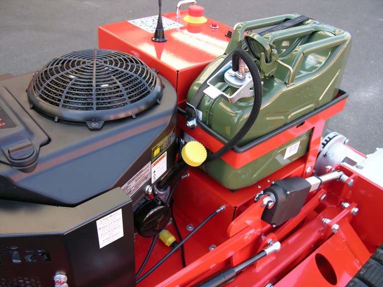 Agria 9600 Helling maaier RC mulcher 