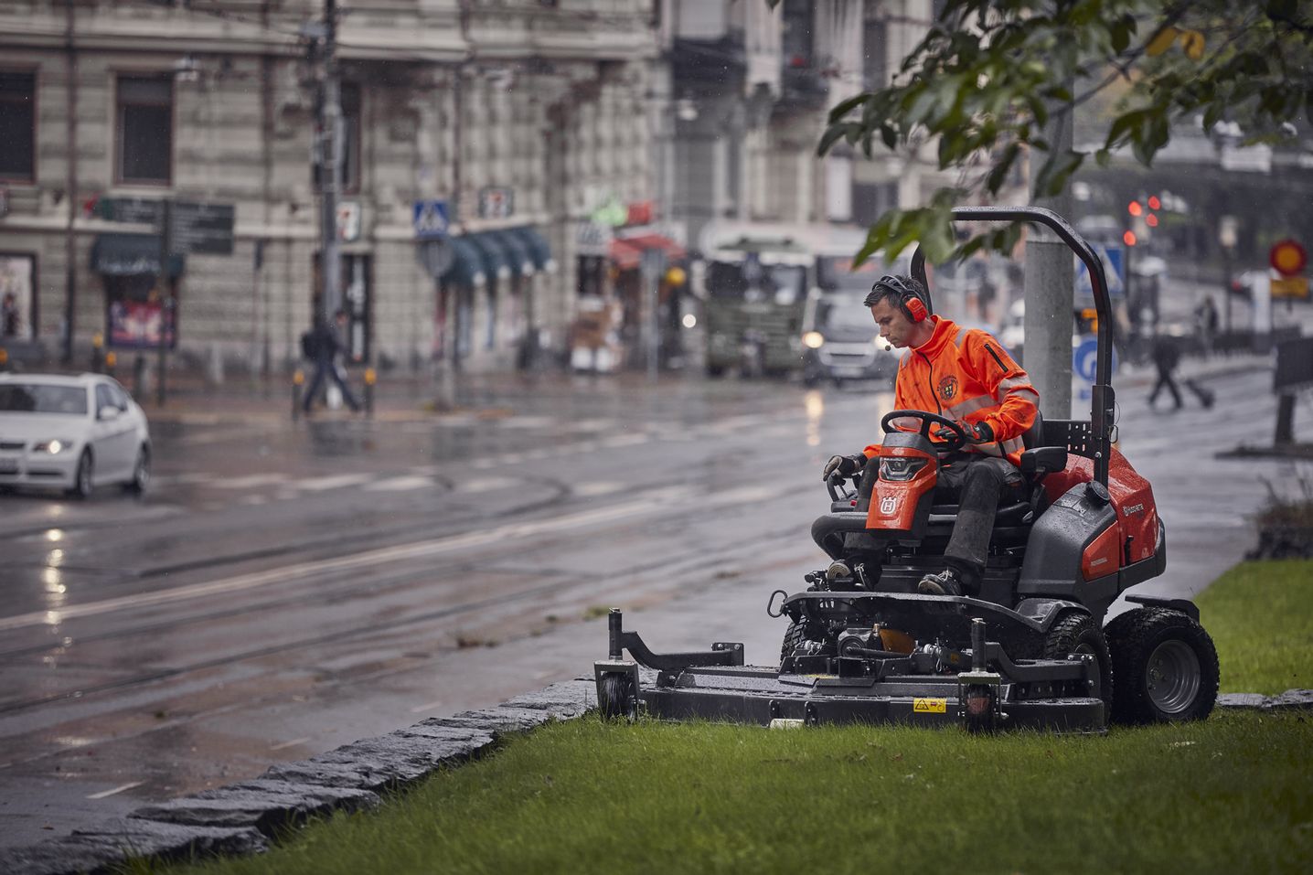 Husqvarna Frontmaaier P 535 PX Hybride (180cm maaidek)