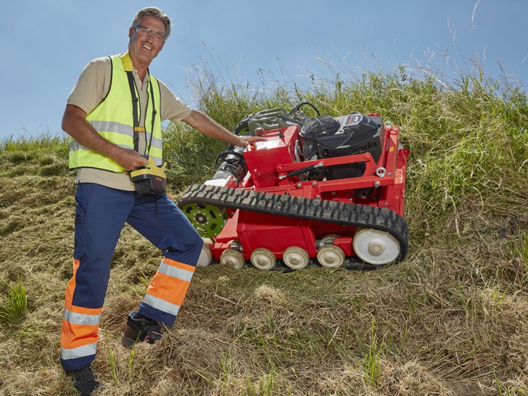 Agria 9600 Helling maaier RC mulcher 