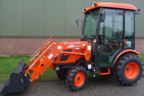 Kioti CX2510 HST compacttractor Combideal met voorlader