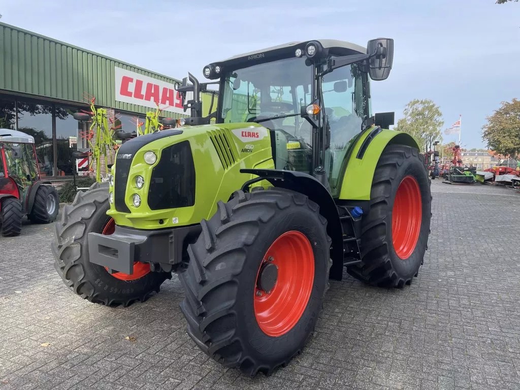 Afgeleverd: Claas Arion 450