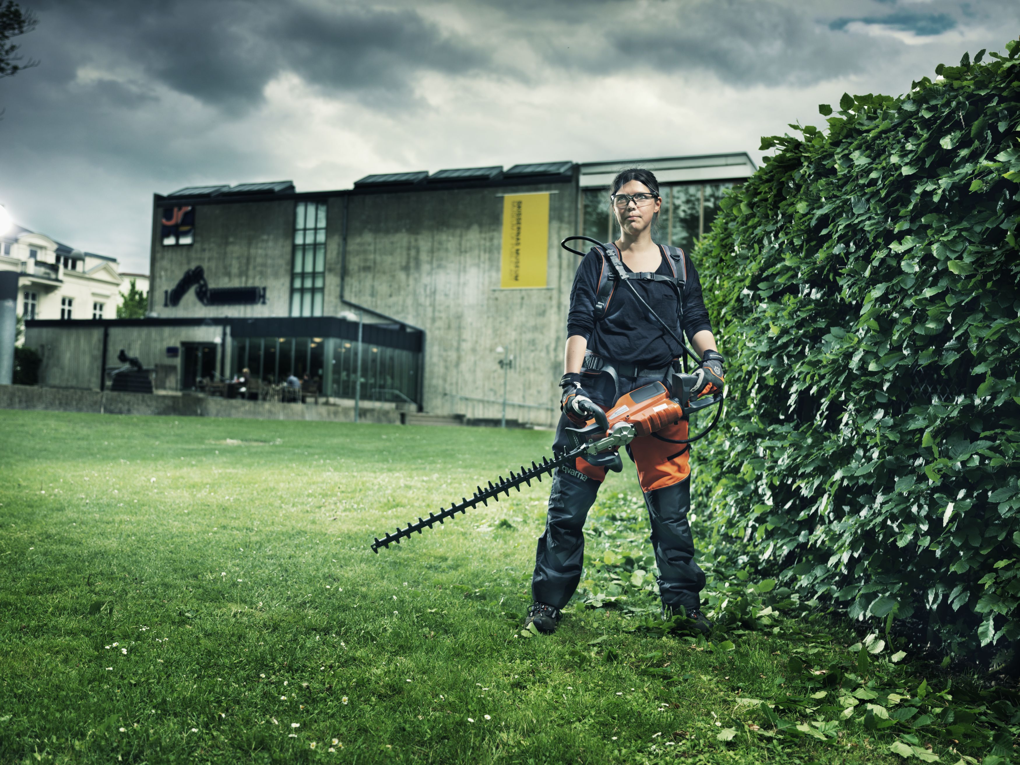 Husqvarna 215iL & 215iHD45 kit Accu Grastrimmer met Heggenschaar - Met Accu en Lader