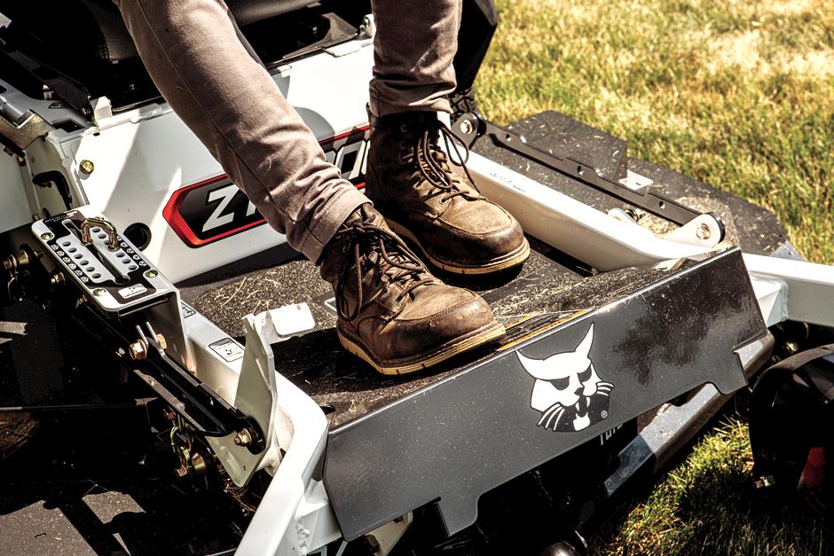 BOB-CAT ZT2000 zero-turn 48" demo model 122cm