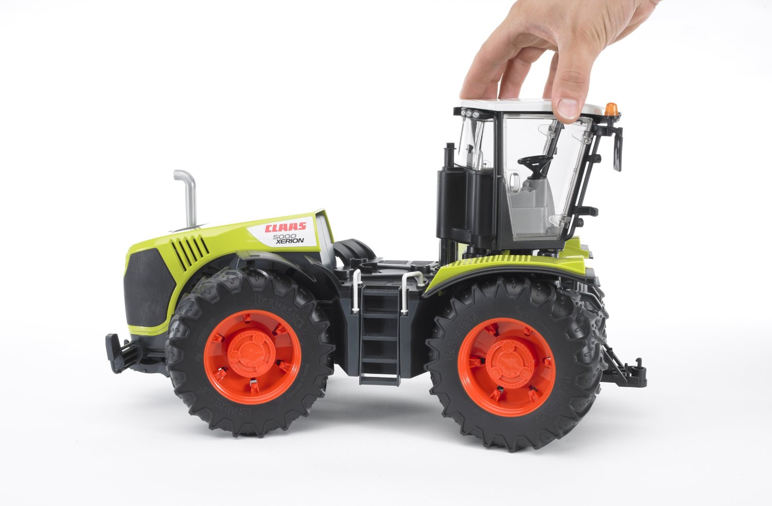 Claas Xerion 5000 1:16
