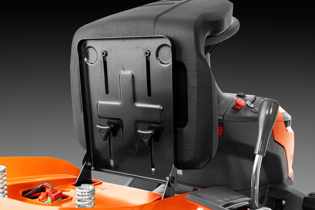 Husqvarna TC 114 Benzine Zitmaaier 95 cm