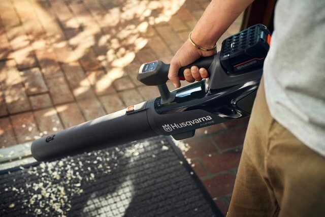 Husqvarna Aspire B8X-P4A Accu Bladblazer