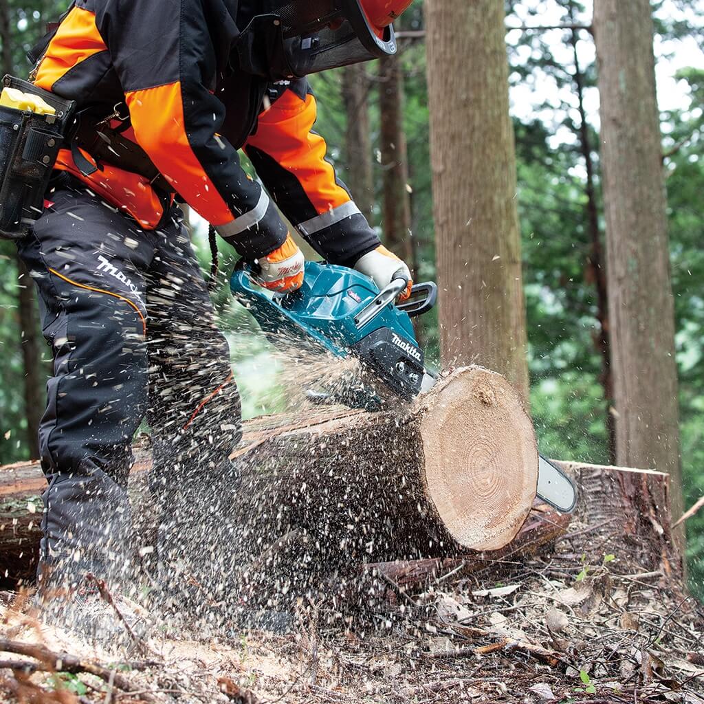 Makita Kettingzaag UC030GZ 30cm 40V Max