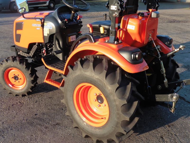 Kioti CX2510 M/H compacttractor 25pk 25 Cabine CX2510_CAB_HST